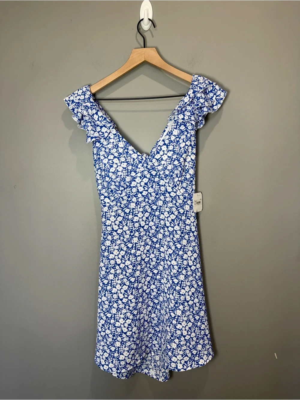Altar’d State NWT Blue White Floral Cutout Tie Back Mini Dress Medium